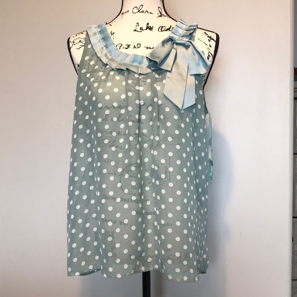 Super cute top!